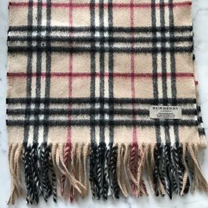Burberry winter cashmere scarf